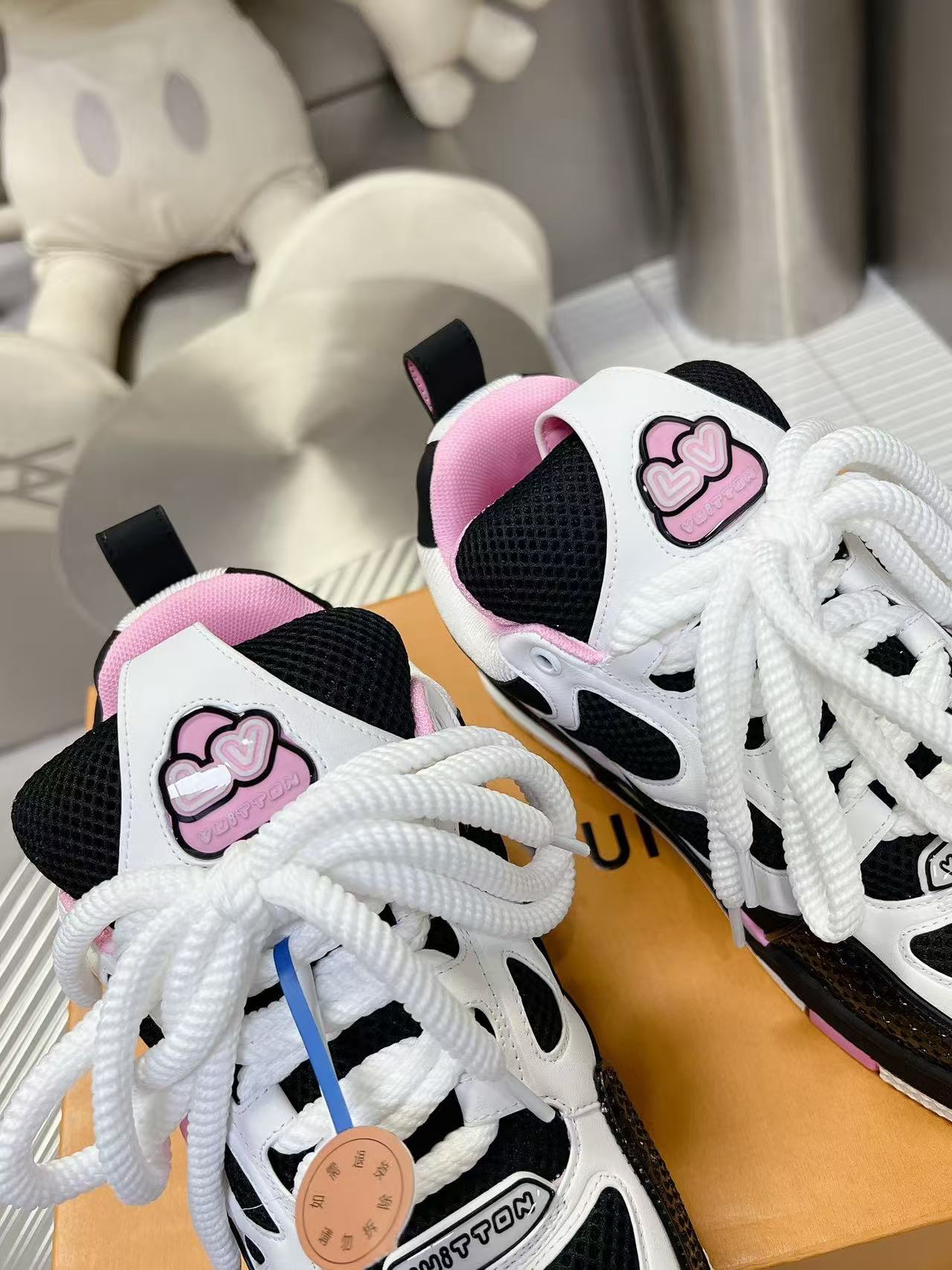 LV Shoes(AAA)-1251