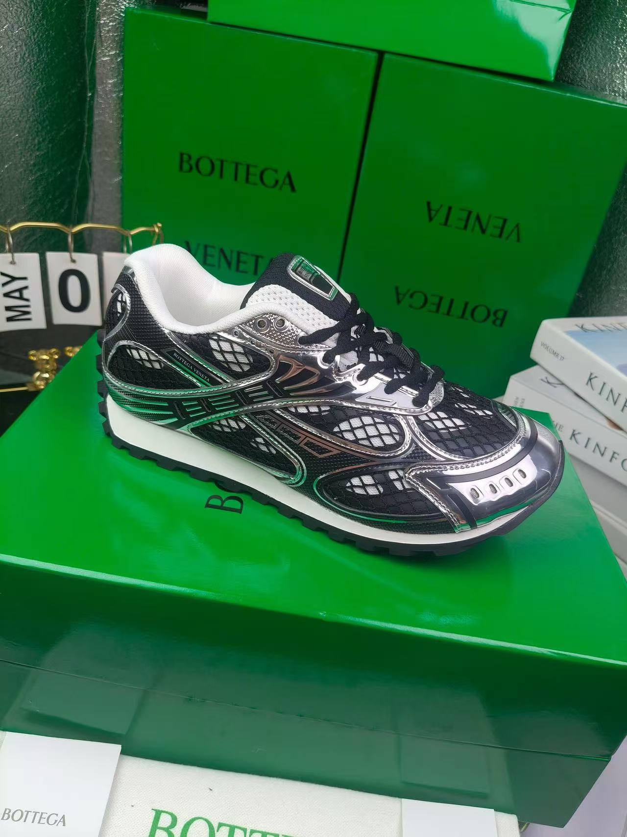 Bottega Veneta Shoes(AAA)-062