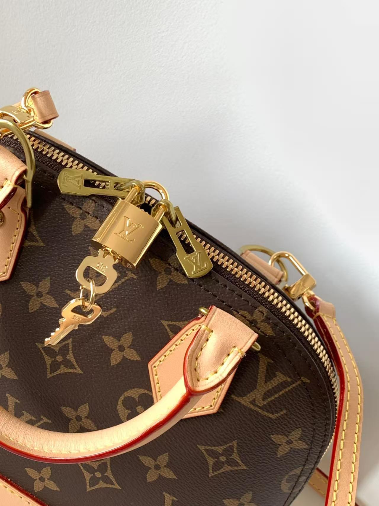 LV Bag-NFC(AAA)-748