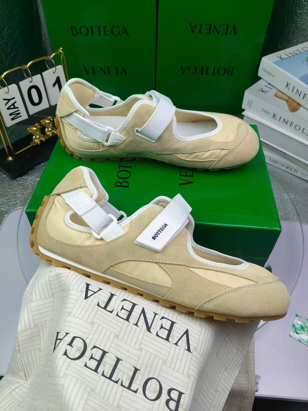 Bottega Veneta Slippers(AAA)-004