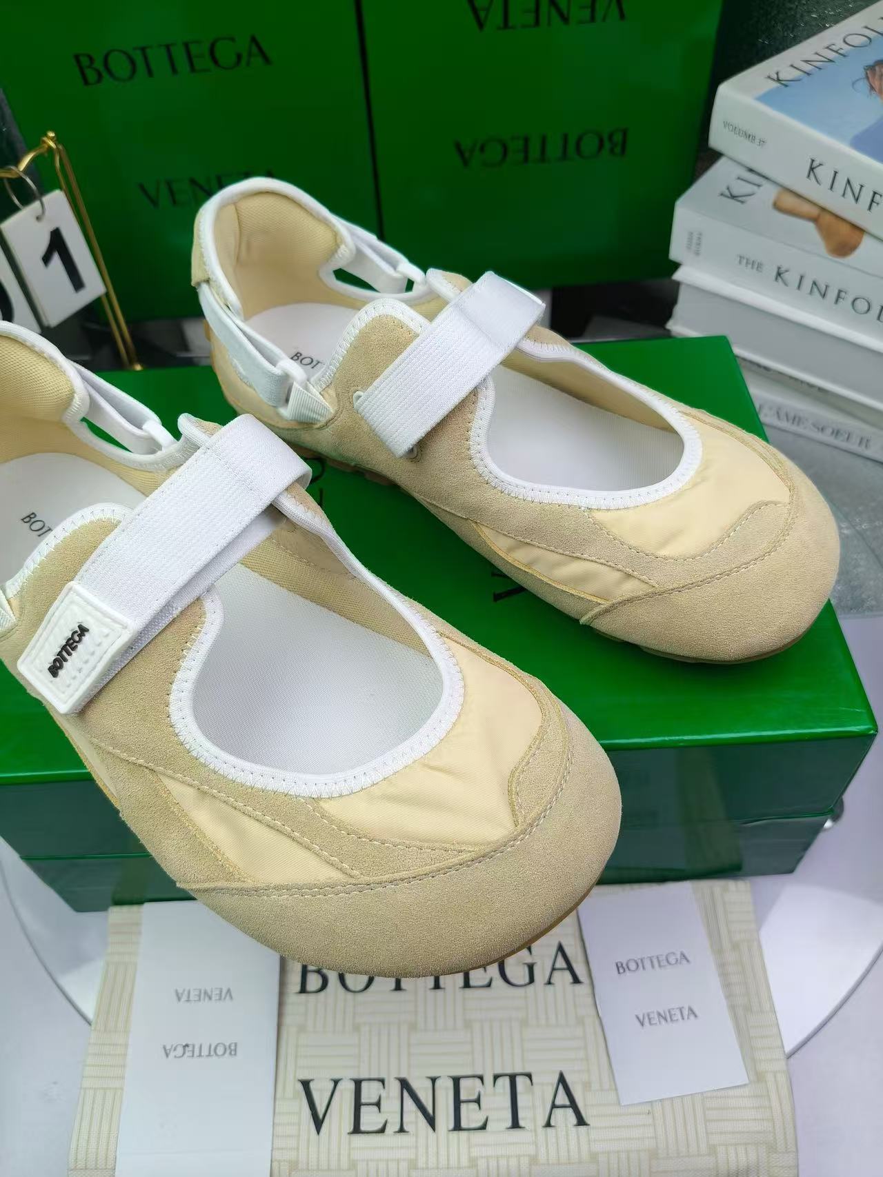 Bottega Veneta Slippers(AAA)-004