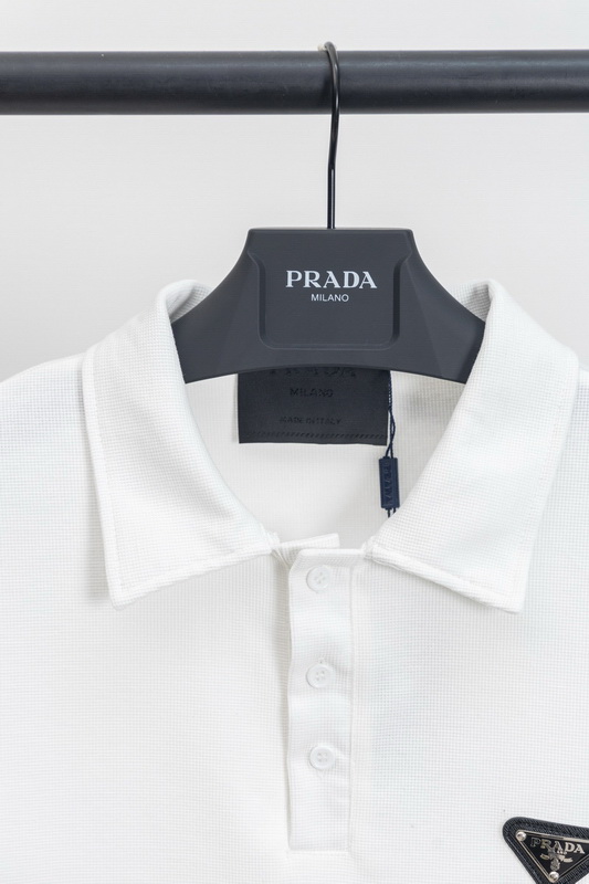 Prada Polo-001