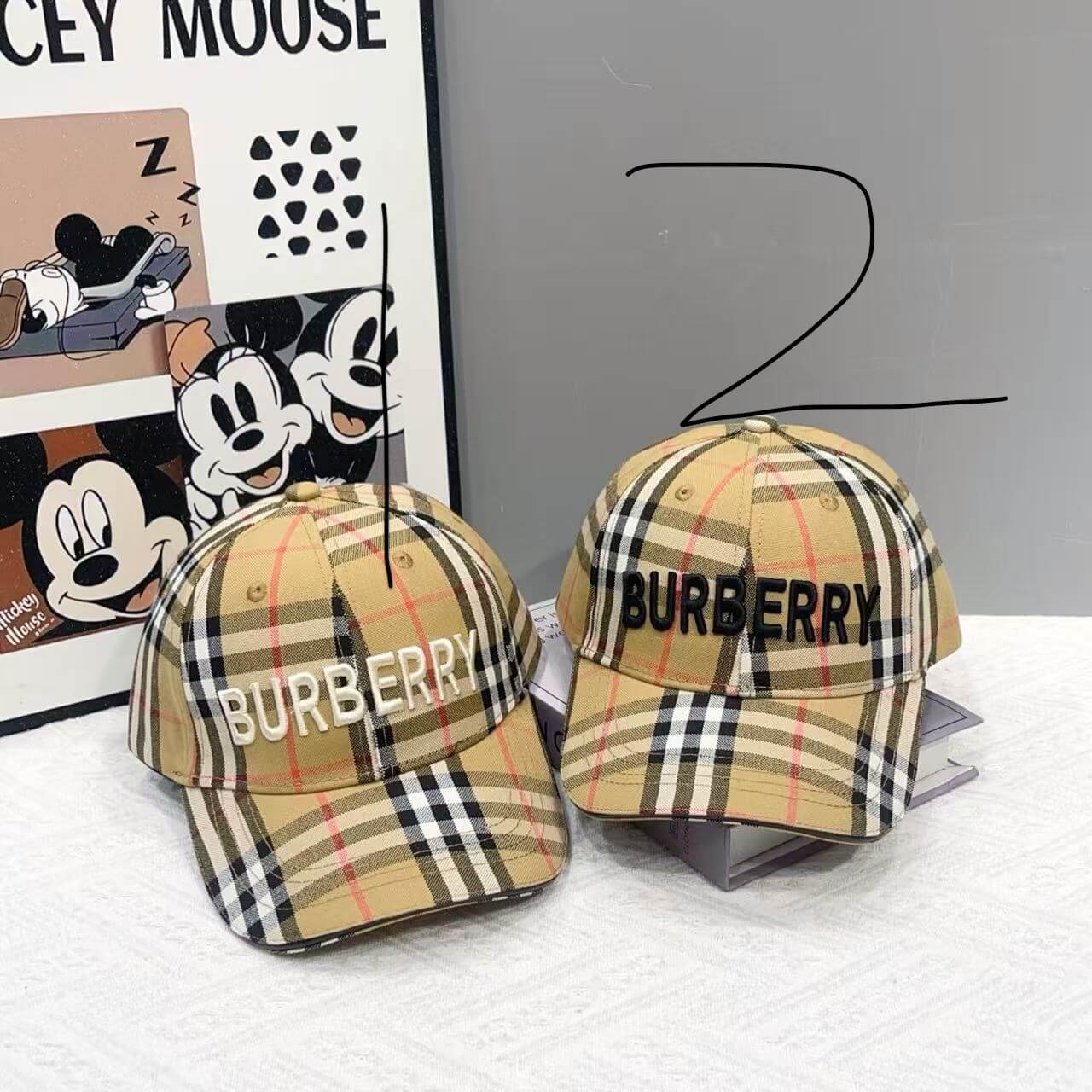 Burberry Cap-011