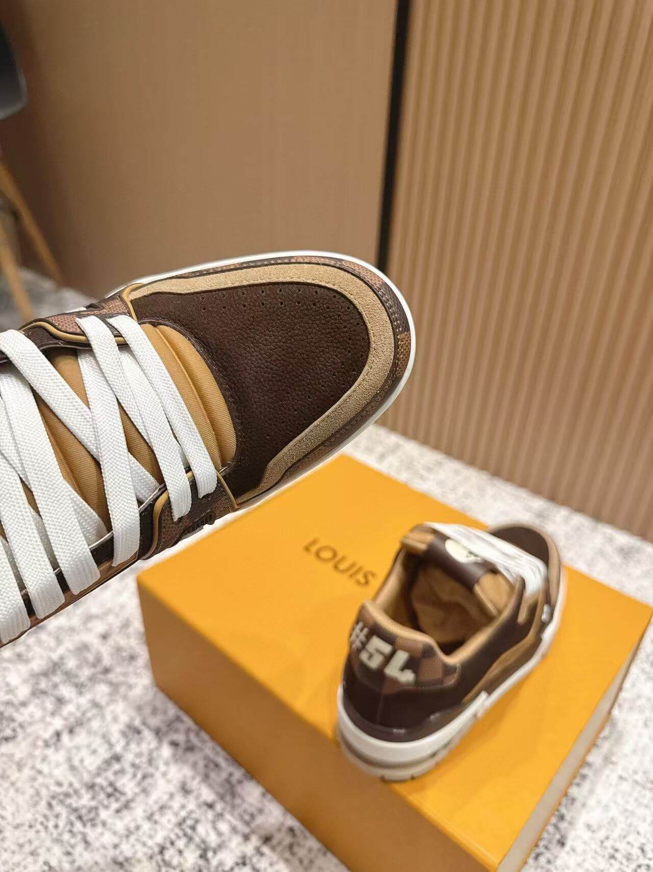 LV Shoes(AAA)-1256
