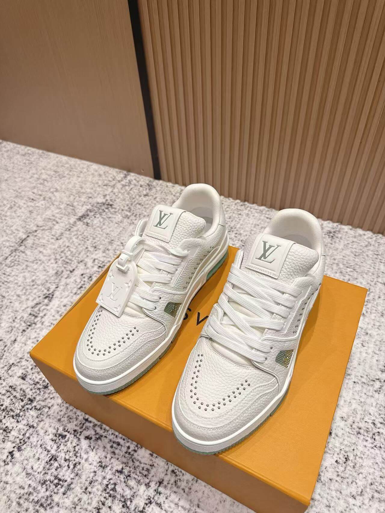 LV Shoes(AAA)-1254
