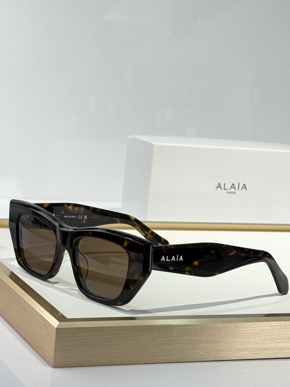 ALAIA Sunglasses(AAAA)-017