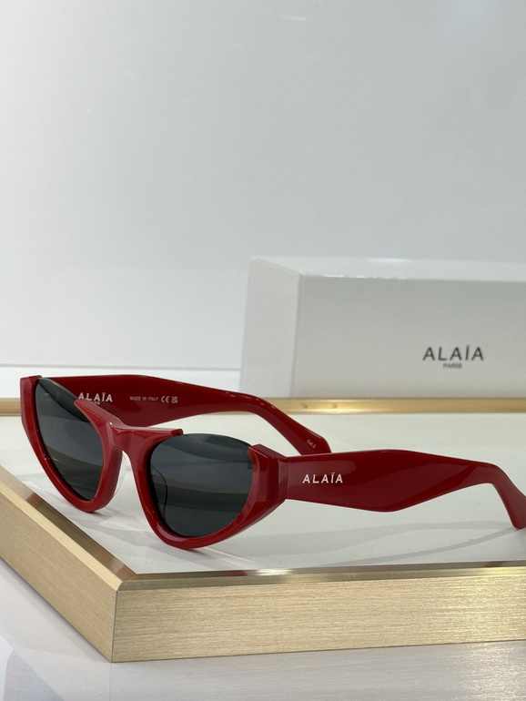 ALAIA Sunglasses(AAAA)-013
