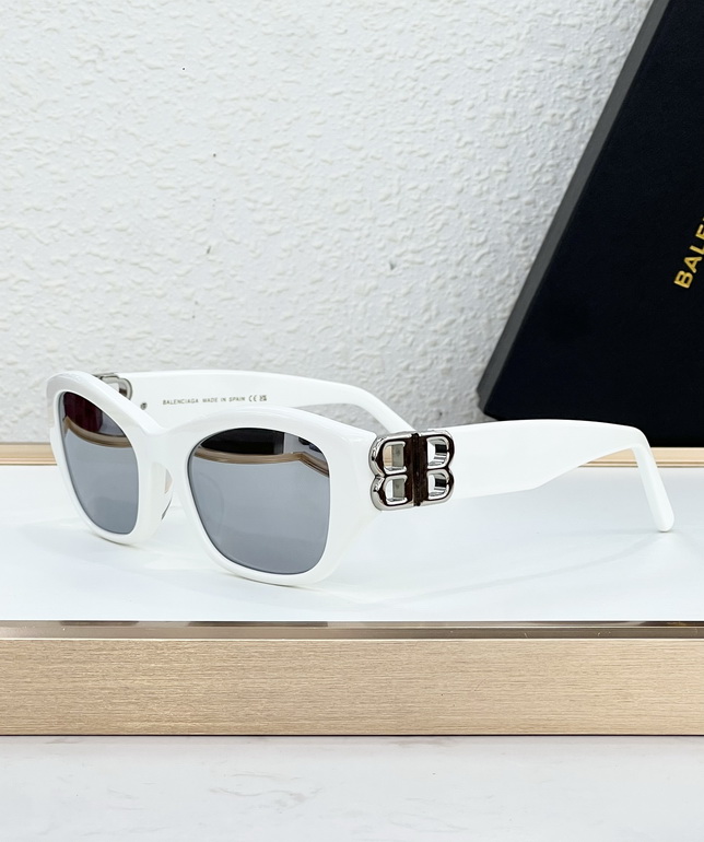BALENCIAGA Sunglasses(AAAA)-030