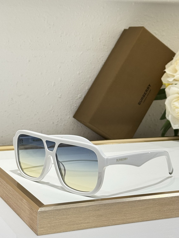 BURBERRY Sunglasses(AAAA)-135