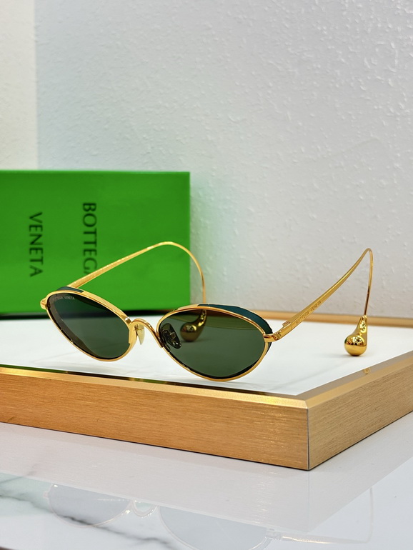BOTTEGA VENETA Sunglasses(AAAA)-093