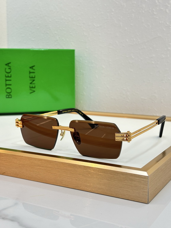 BOTTEGA VENETA Sunglasses(AAAA)-040