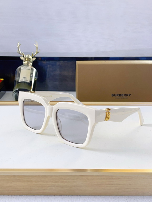 BURBERRY Sunglasses(AAAA)-014