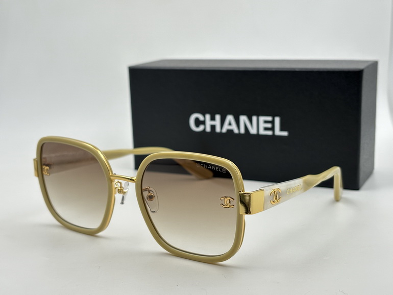 CHANEL Sunglasses(AAAA)-305