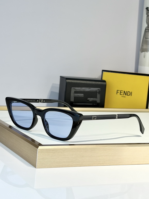 FENDI Sunglasses(AAAA)-080
