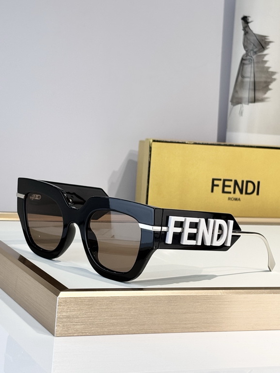 FENDI Sunglasses(AAAA)-060