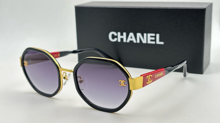 CHANEL Sunglasses(AAAA)-2011