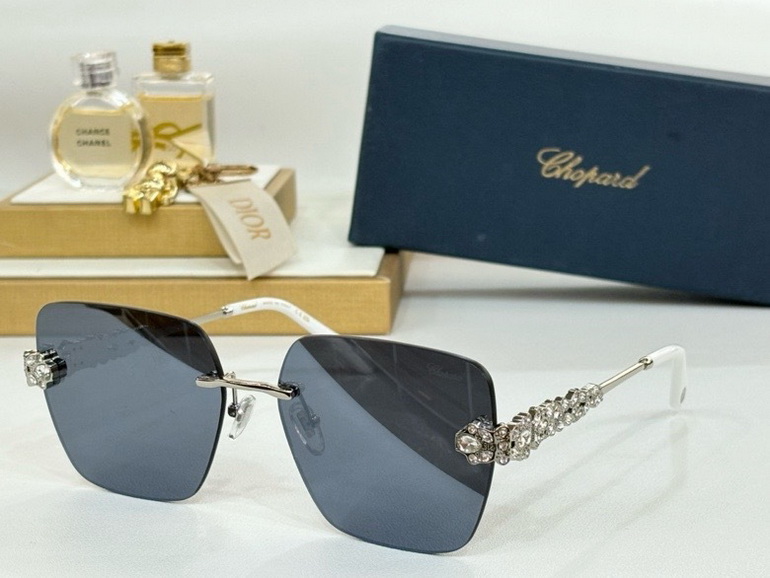 CHOPARD Sunglasses(AAAA)-050