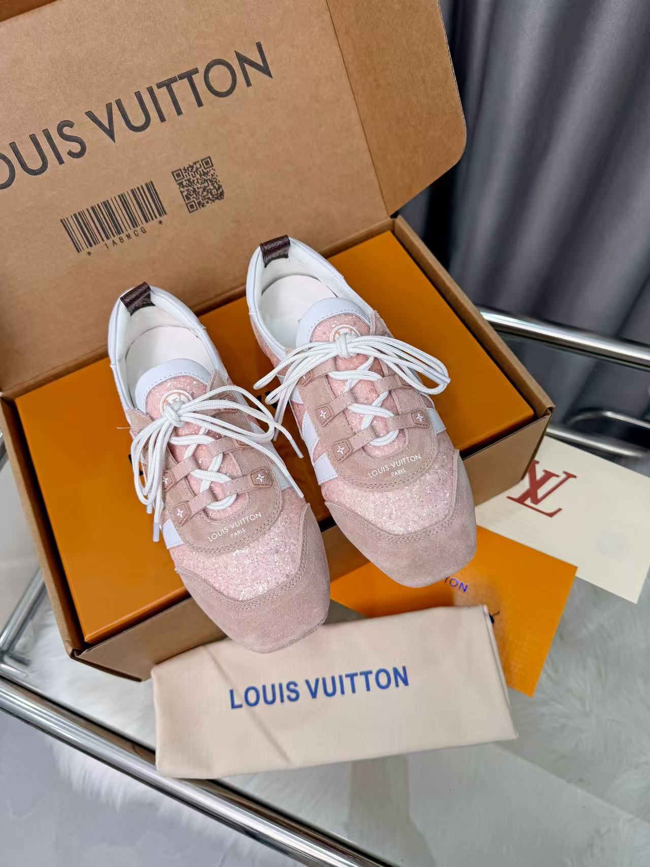 LV Shoes AAA(Women)-105