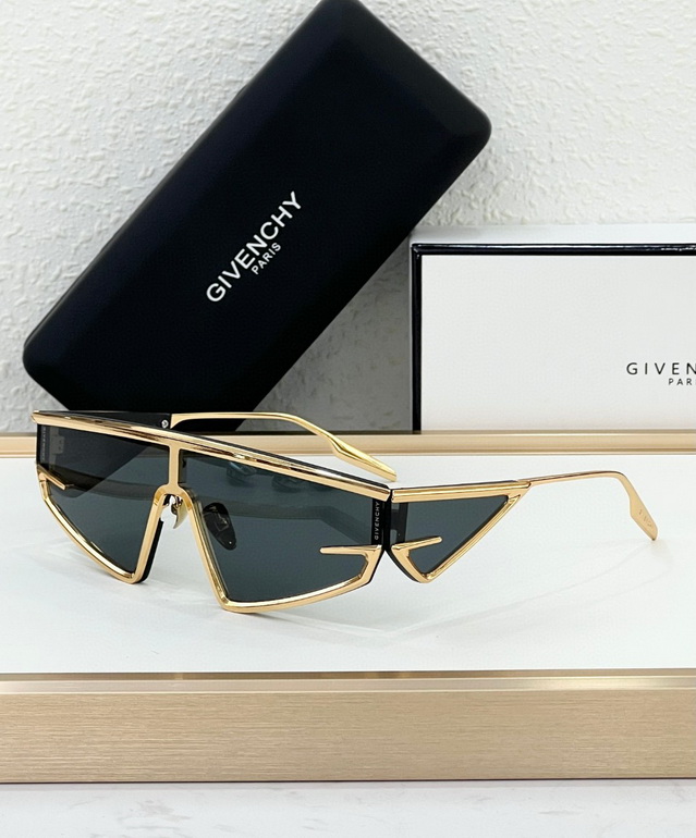 GIVENCHY Sunglasses(AAAA)-111