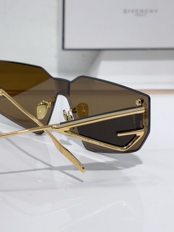 GIVENCHY Sunglasses(AAAA)-094