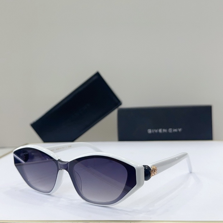 GIVENCHY Sunglasses(AAAA)-084