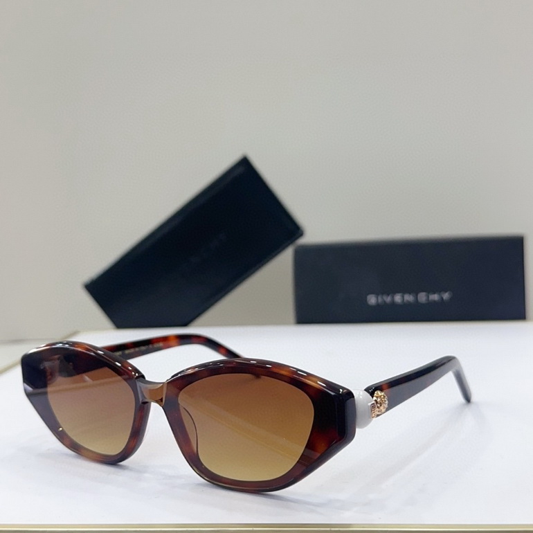 GIVENCHY Sunglasses(AAAA)-082