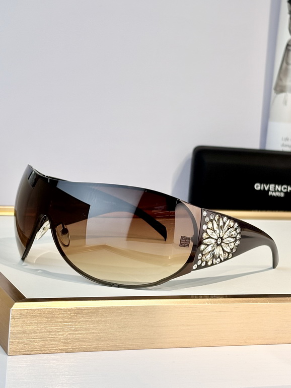 GIVENCHY Sunglasses(AAAA)-014