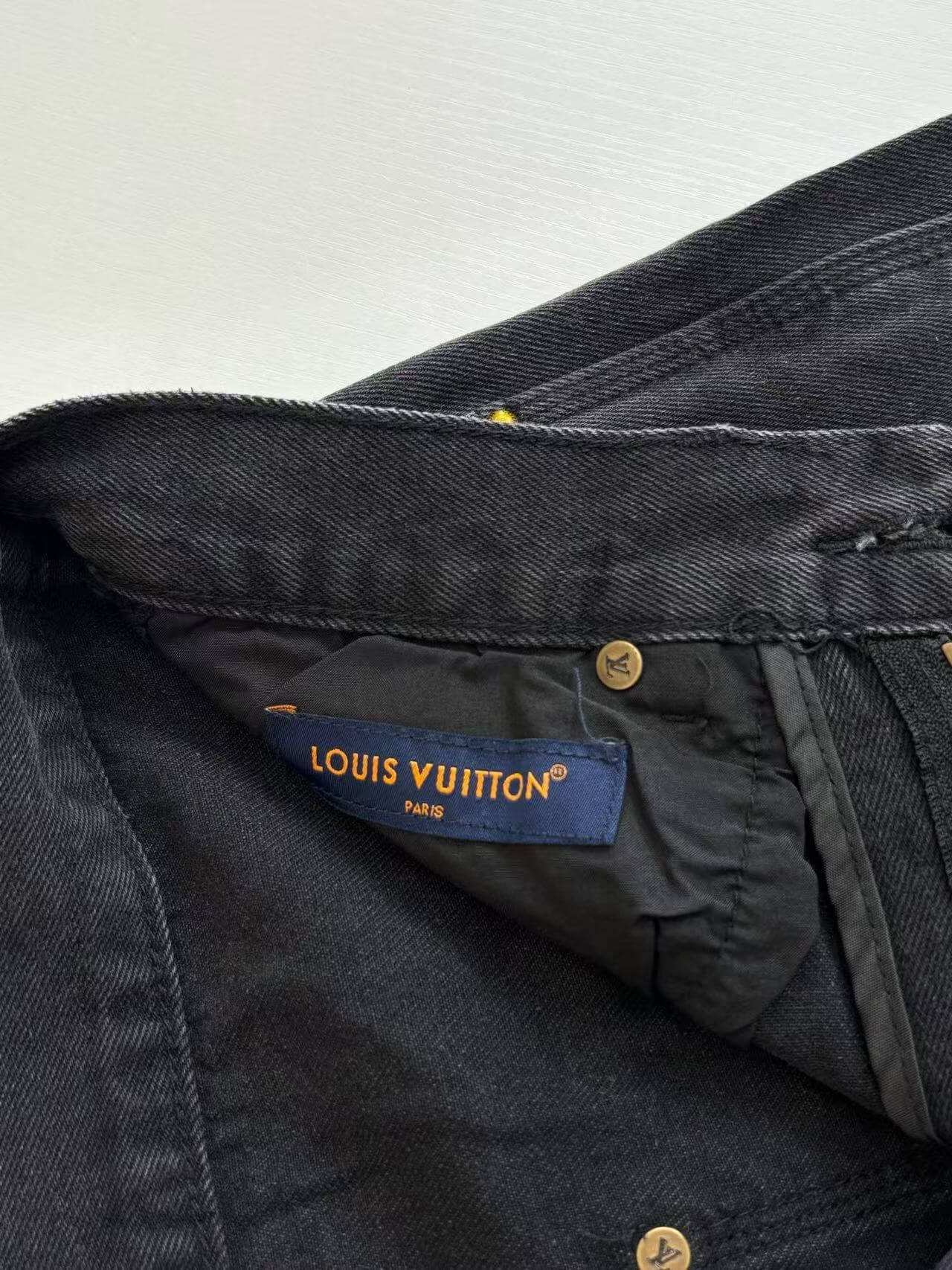 LV Shorts Jeans-006