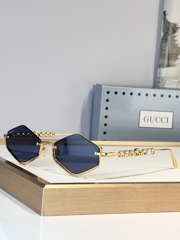 GUCCI Sunglasses(AAAA)-362