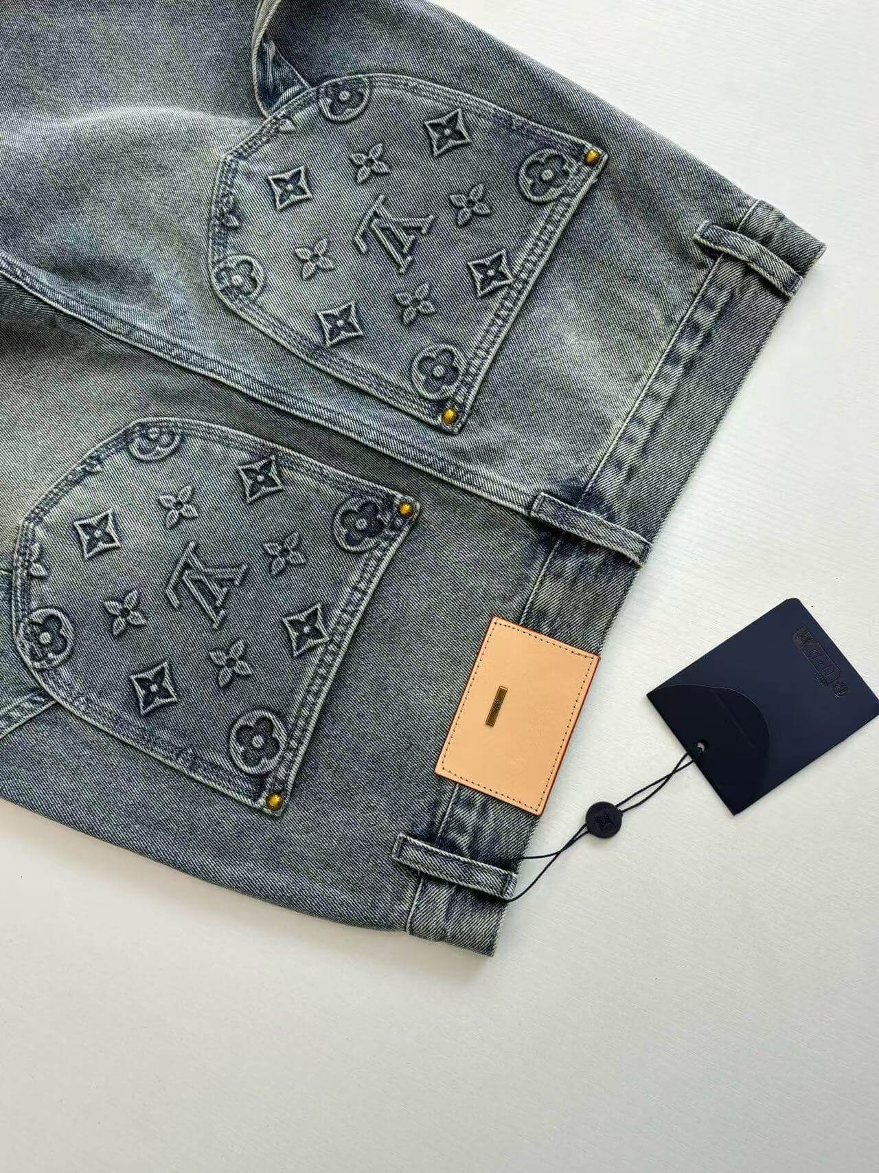LV Shorts Jeans-007