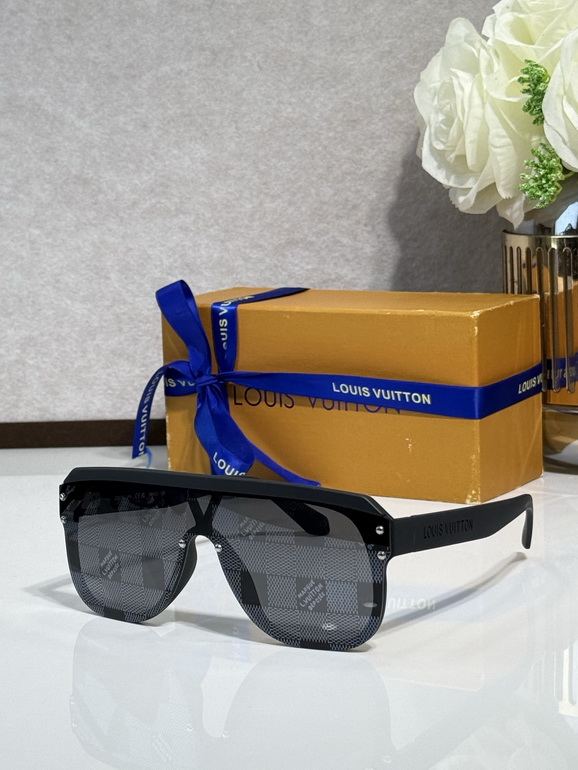 LV Sunglasses(AAAA)-673