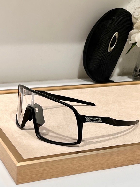Oakley Sunglasses(AAAA)-641