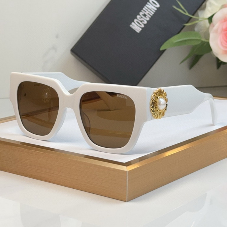 MOSCHINO Sunglasses(AAAA)-022