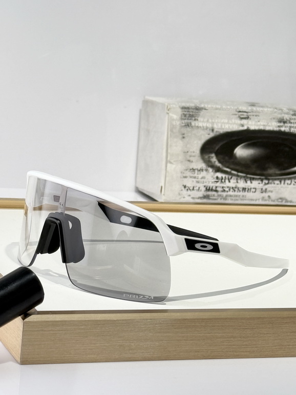 Oakley Sunglasses(AAAA)-622