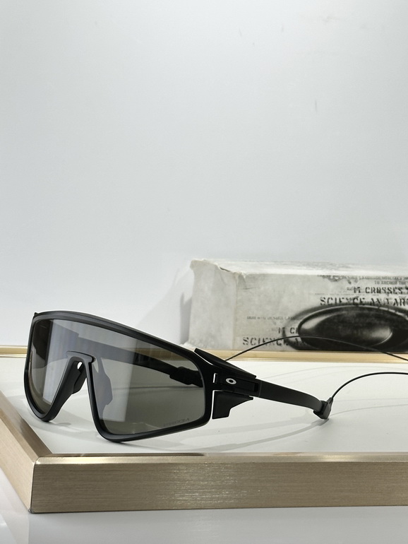 Oakley Sunglasses(AAAA)-616