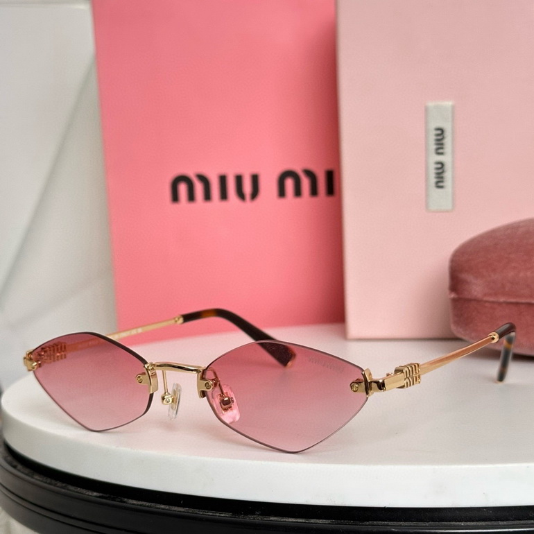 MIUMIU Sunglasses(AAAA)-929