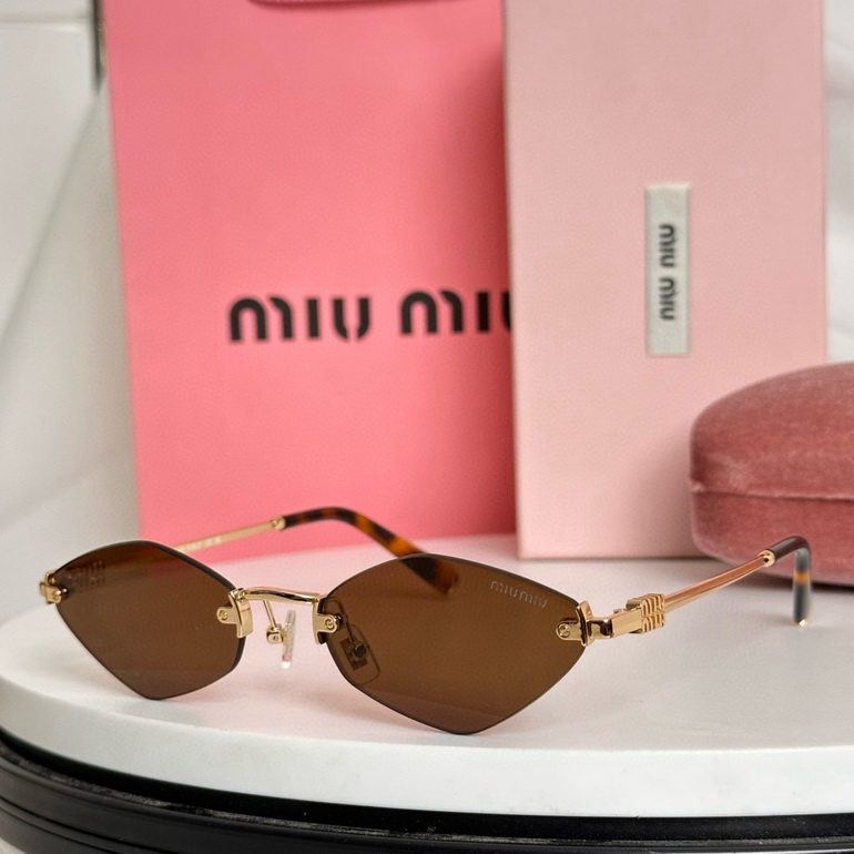 MIUMIU Sunglasses(AAAA)-926