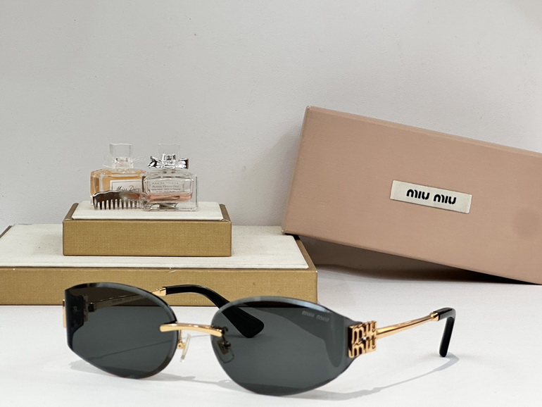 MIUMIU Sunglasses(AAAA)-899