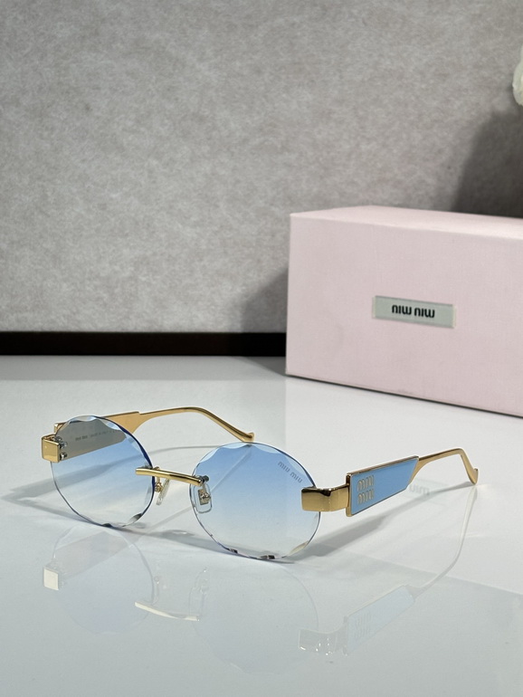 MIUMIU Sunglasses(AAAA)-876