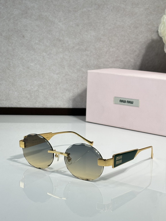 MIUMIU Sunglasses(AAAA)-875