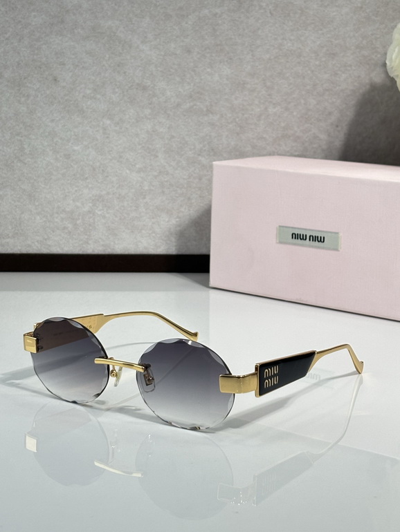 MIUMIU Sunglasses(AAAA)-873