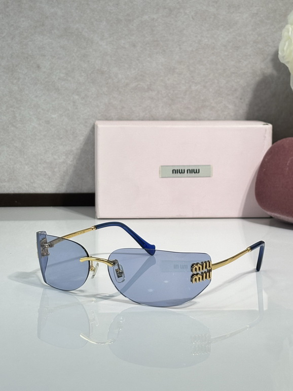 MIUMIU Sunglasses(AAAA)-864