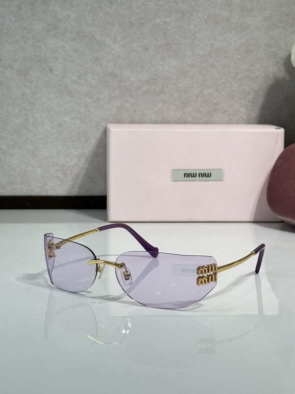 MIUMIU Sunglasses(AAAA)-860