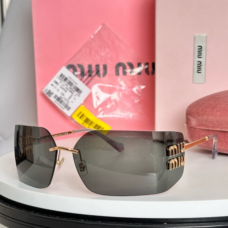 MIUMIU Sunglasses(AAAA)-827