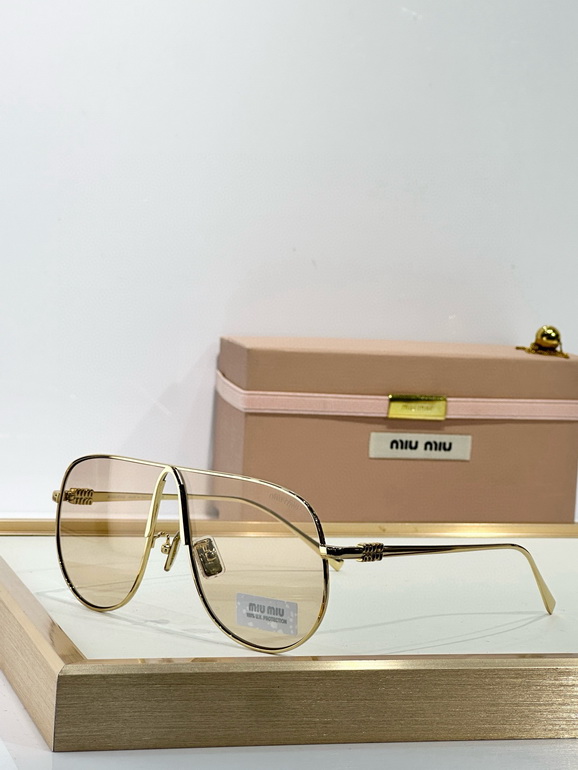MIUMIU Sunglasses(AAAA)-809
