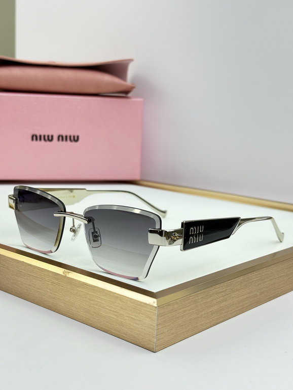 MIUMIU Sunglasses(AAAA)-767