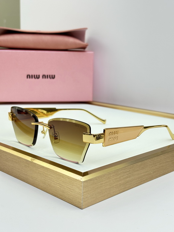 MIUMIU Sunglasses(AAAA)-766