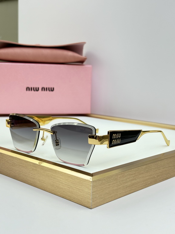 MIUMIU Sunglasses(AAAA)-765