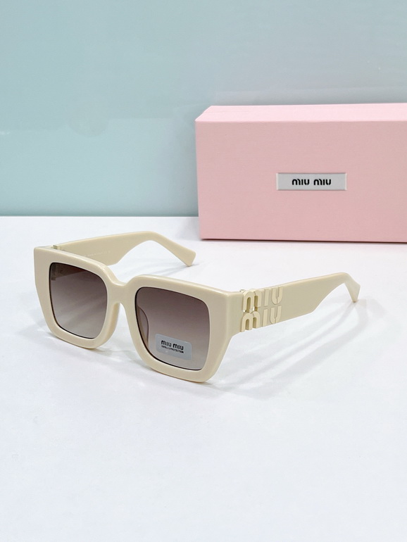 MIUMIU Sunglasses(AAAA)-697