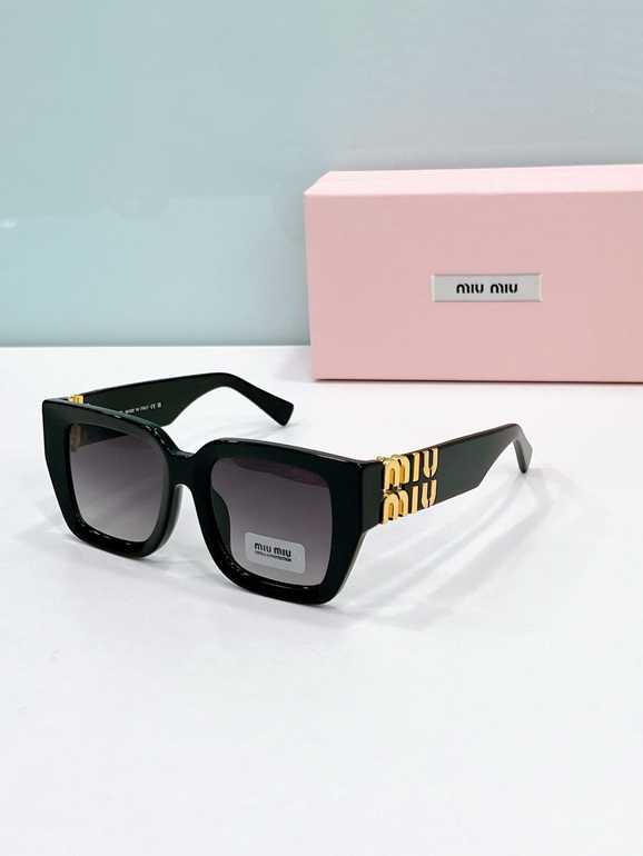 MIUMIU Sunglasses(AAAA)-693